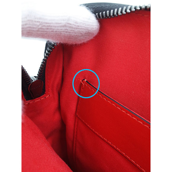 Christian Louboutin Bench Reporter Medium Shoulder Bag - Picture 4 of 8